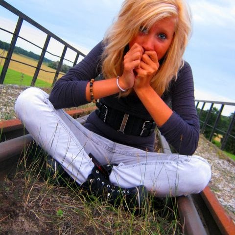Heather Blake Photo 15