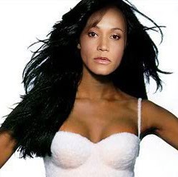 Rachel Luttrell Photo 29