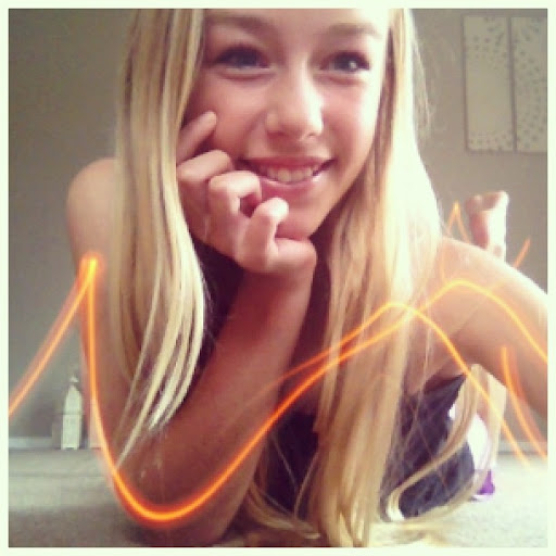 Anna Smart Photo 6