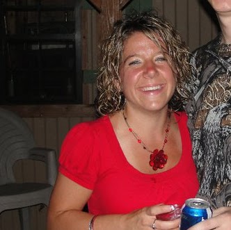 Renee Thompson Photo 23
