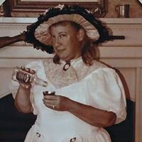 Annette Mills Photo 40