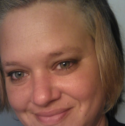 Vicki Hinton Photo 16