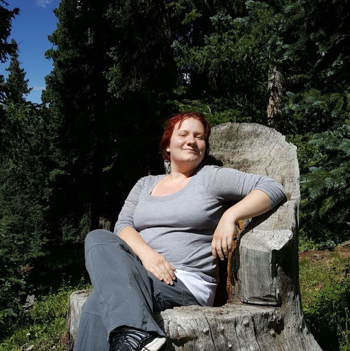 Teri Black Photo 32