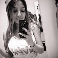 Cynthia Alvarez Photo 17