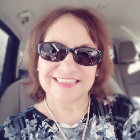 Ruth Phillips Photo 21