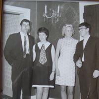Robert Crowder Photo 44