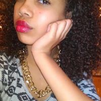 Elizabeth Barros Photo 9