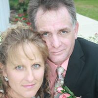 Elizabeth Hinson Photo 37