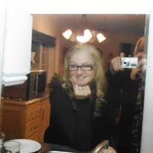 Suzanne Sullivan Photo 37