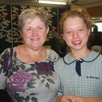Lorraine Rowe Photo 19