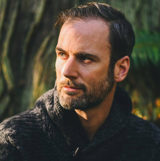 Ian Mackenzie Photo 36