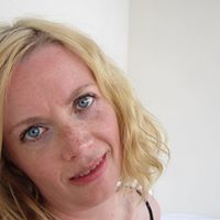 Therese Davies Photo 6
