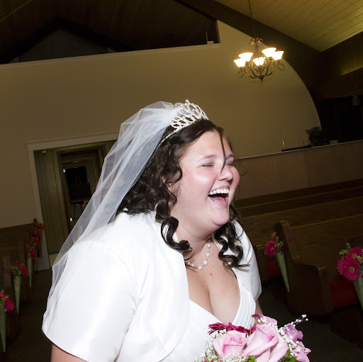 Jessica East Photo 3