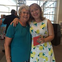 Julia Perkins Photo 30