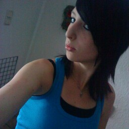 Angela Neumann Photo 10