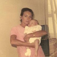 Gloria Torres Photo 45