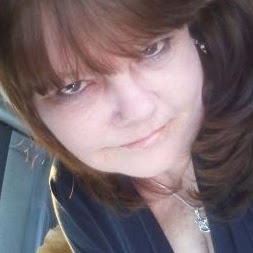 Robin Nichols Photo 39