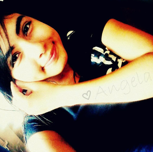 Angela Vasquez Photo 34