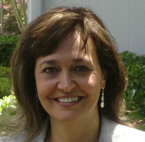 Esther Beltran Photo 20