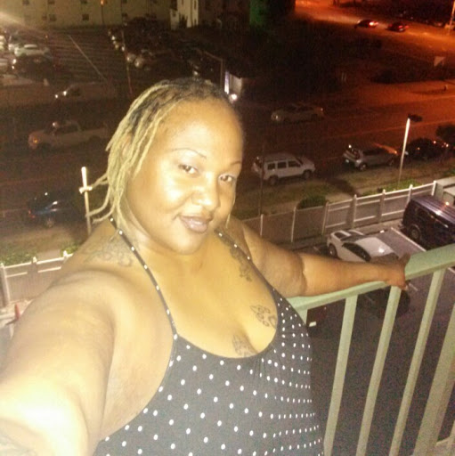 Constance Coleman Photo 33