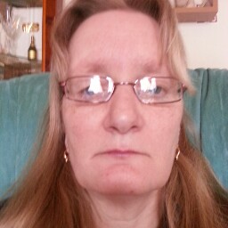 Susan Potts Photo 22