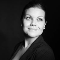 Elisabeth Hoff Photo 8