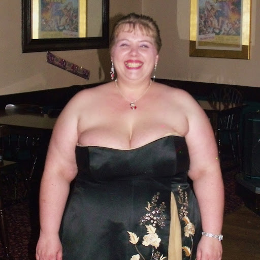 Frances Cross Photo 34