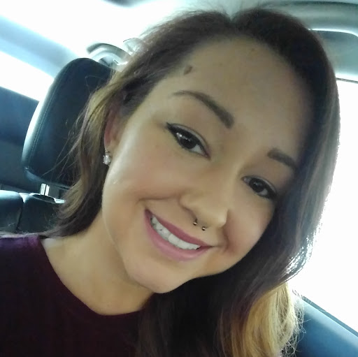 Nichole Alvarez Photo 22