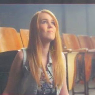 Paige Hall Photo 9