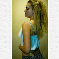 Danielle Howell Photo 31