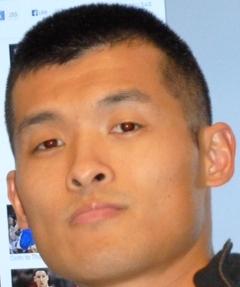 Kenneth Ly Photo 31