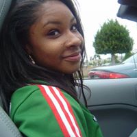 Alicia Mayes Photo 12