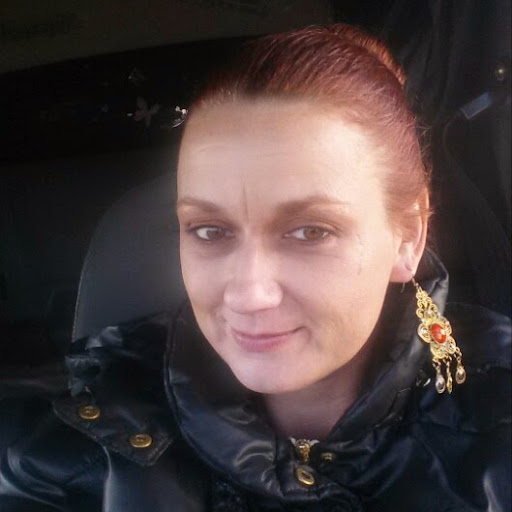 Melanie Mccarthy Photo 8