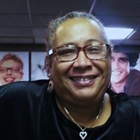 Maxine Campbell Photo 25