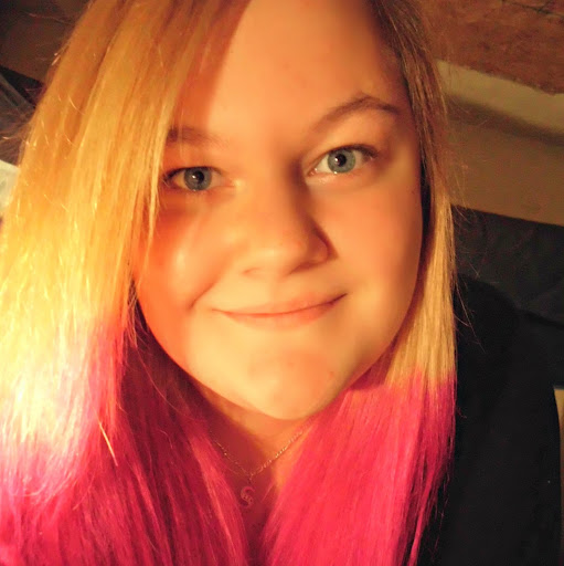 Katelyn Scott Photo 28
