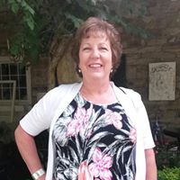 Jane Watts Photo 32