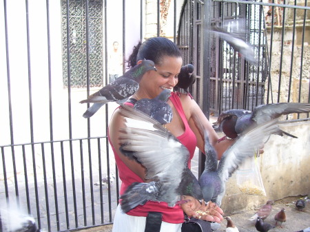 Gladys Garcia Photo 13