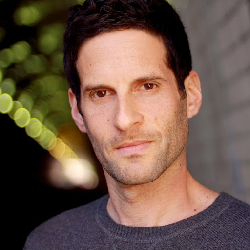 Jonathan Godfrey Photo 7