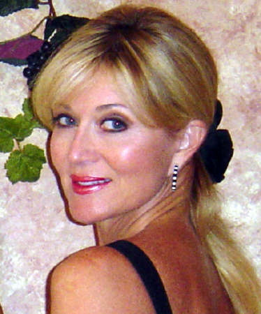 Carol Roberts Photo 32