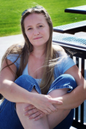 Allison Cooper Photo 30