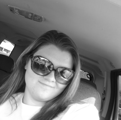 Shawna Mills Photo 17