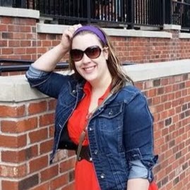 Kristen Thomas Photo 37