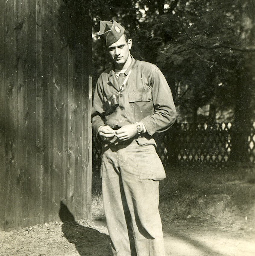Richard Field Photo 41