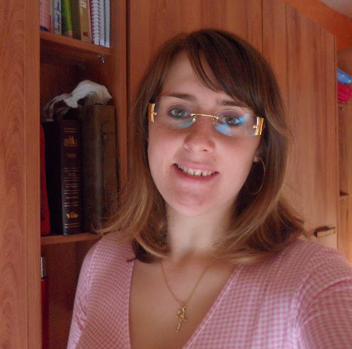 Marlene Simon Photo 34