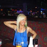 Claire Elliot Photo 8