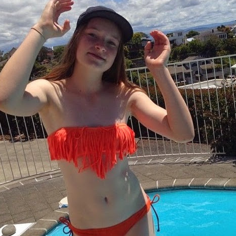 Leah Harvey Photo 5