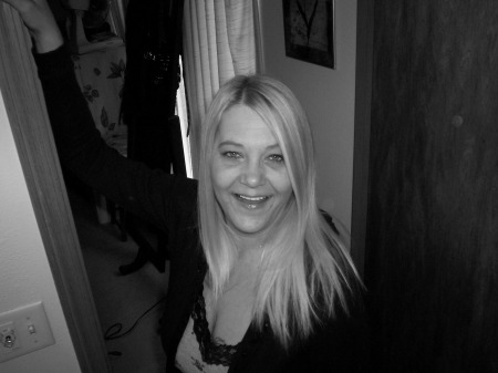 Teri Bennett Photo 1