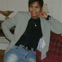 Gloria Stevens Photo 39