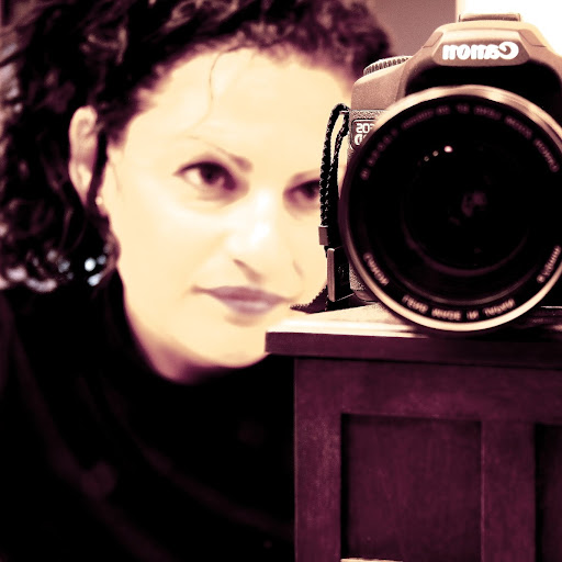Lisa Arnott Photo 15