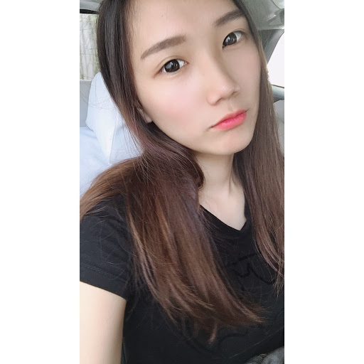 Vanessa Wong Photo 22